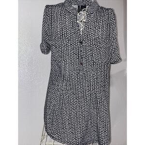 New Directions Ladies Top Size M Black/White Print